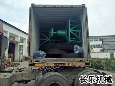 用電碾子碾不同礦石時，怎樣選擇碾輪的寬度？